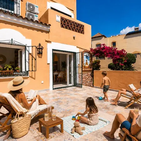 بيت للعطل Utopia Pool Garden Bbq Views 4b *
